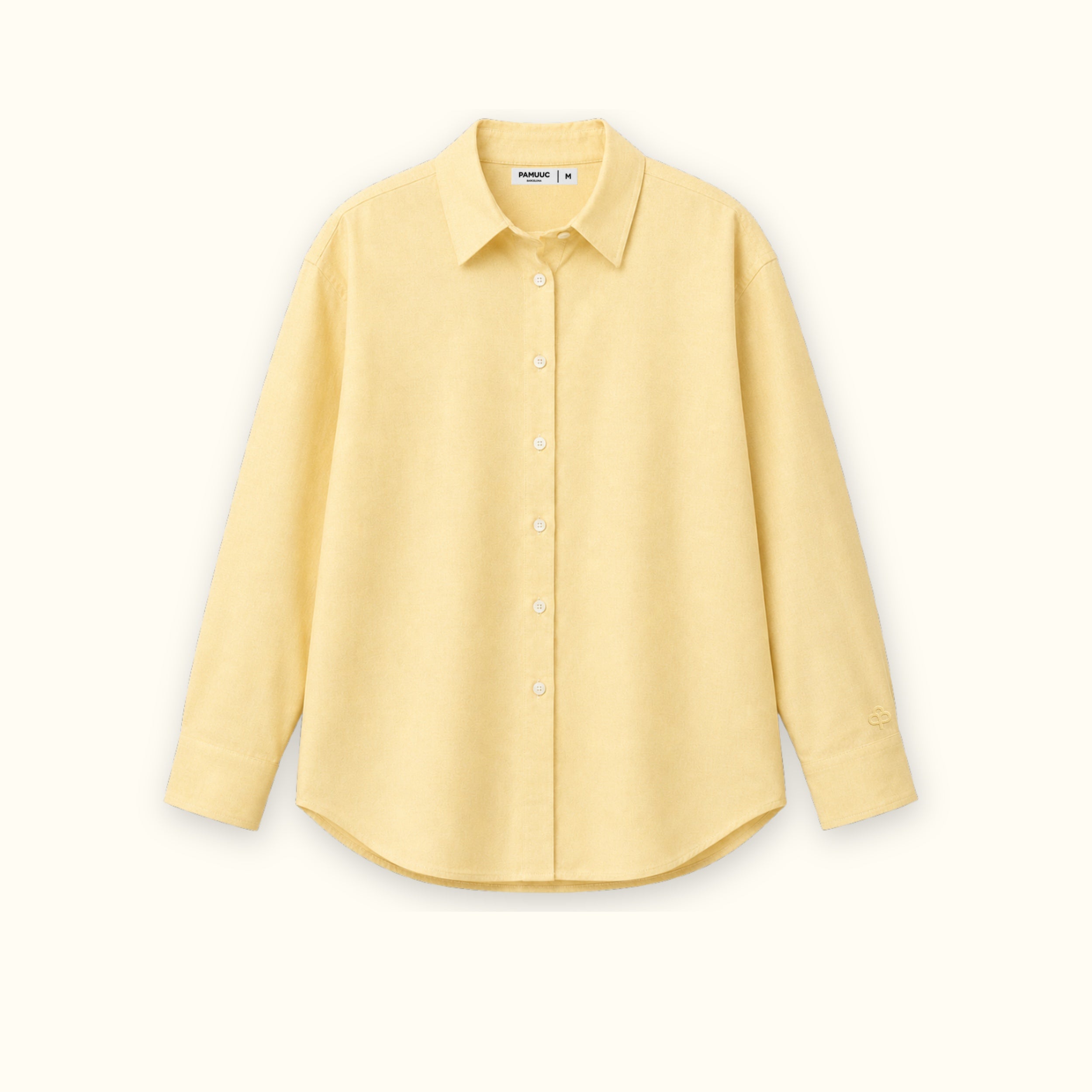 Camisa Oxford medium fit en Oxford amarillo claro, vista frontal, mostrando el cuello, el bajo y la confección relajada