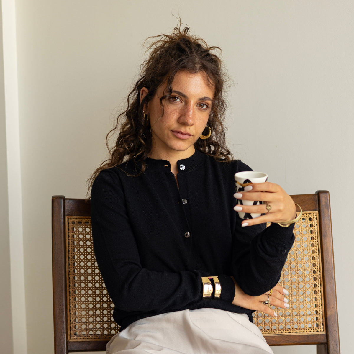 Merinowolle Cardigan — Schwarz