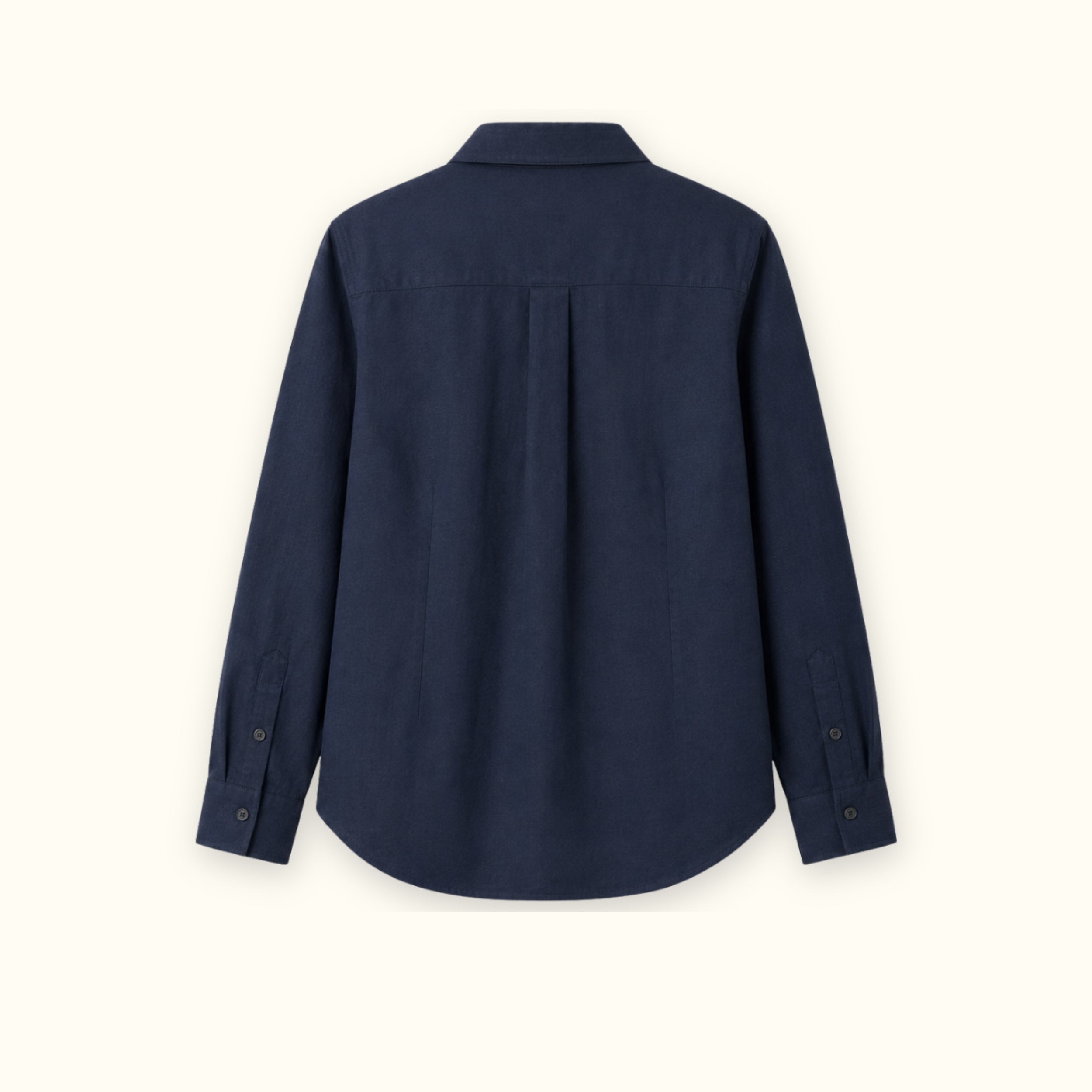 Chemise en lin coupe regular bleu marine, vue de dos, montrant le col, l’ourlet et la coupe décontractée